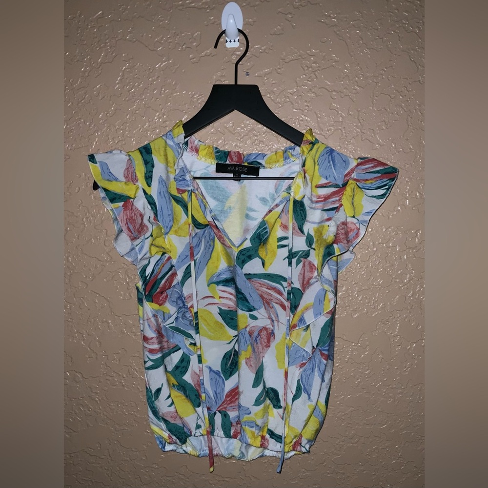 Women’s Floral Sleeveless Ava Rose Top Sz: S.